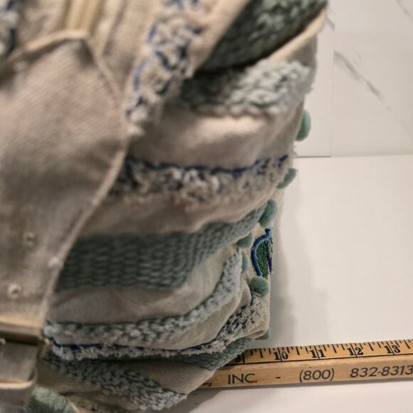 American & Beyond Weekend Travel Bag with Pouch Turtle NIP - Picture 7 of 14